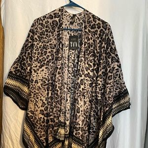 Ladies' camo size fits most.